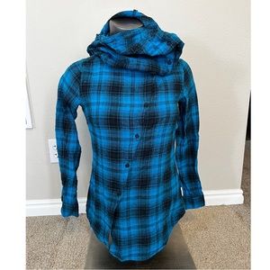 Burton cowl neck asymmetrical button up flannel